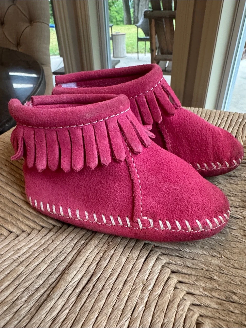 Minnetonka Kids Suede Fringe Moccasins - Pink